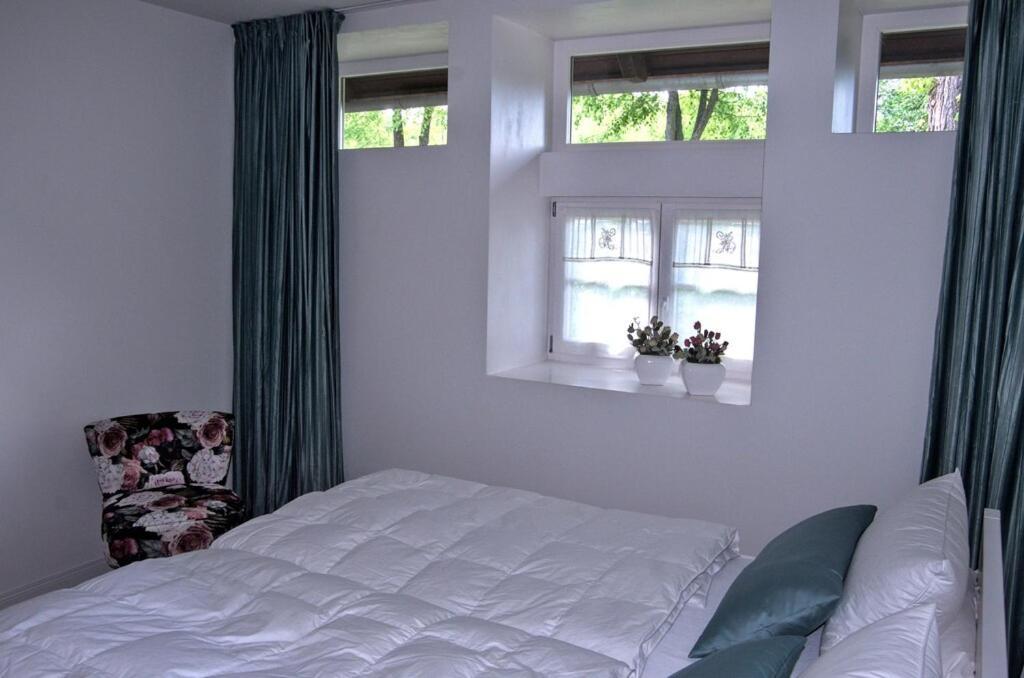 Trebbower Lake Retreat: Quiet Apartment Near Sea Klein Trebbow Exterior photo